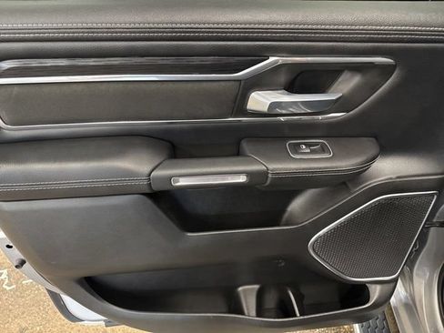 Used 2023 RAM 1500 Laramie AWD/4WD image 22