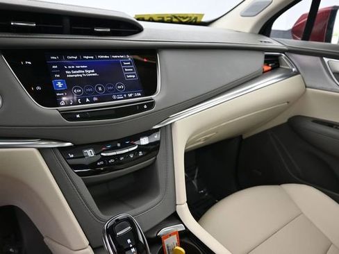 Used 2025 Cadillac XT5 Premium Luxury AWD/4WD image 22