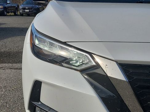 Used 2020 Nissan Sentra SR w/ Lighting Package image 9