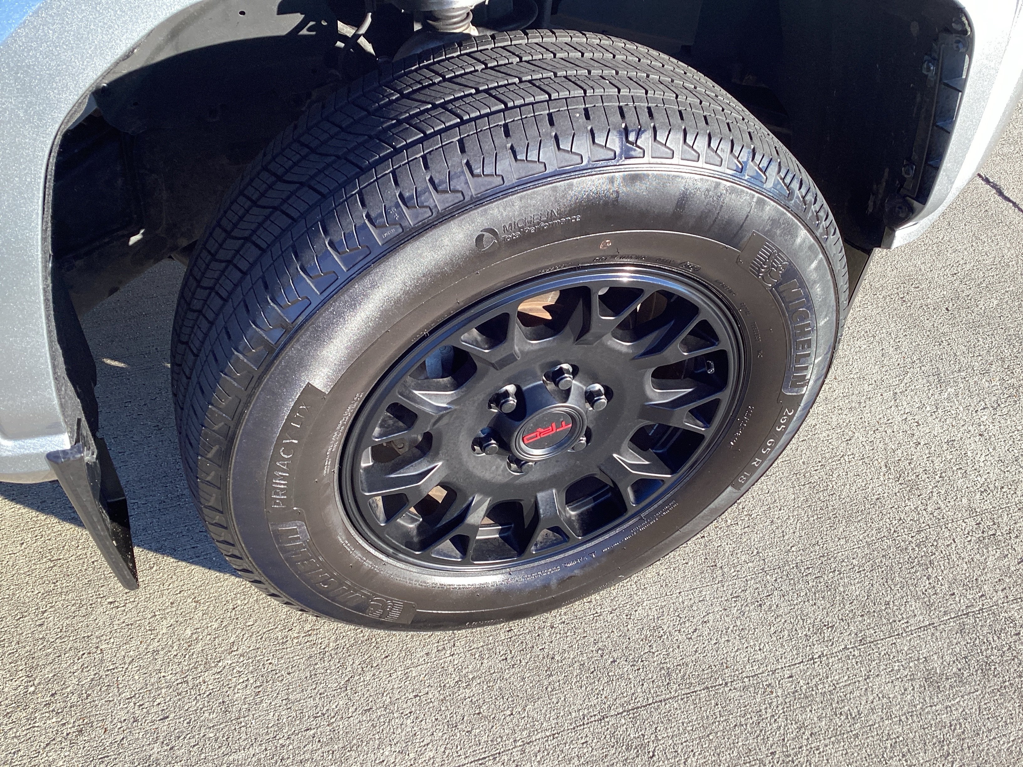 Used 2024 Toyota Tacoma SR5 RWD image 9