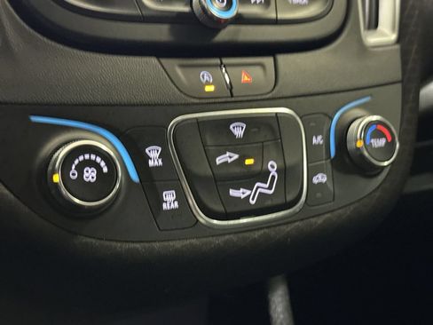 Used 2024 Chevrolet Malibu LS FWD image 16
