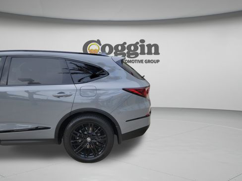 Used 2026 Acura MDX A-Spec AWD/4WD image 30