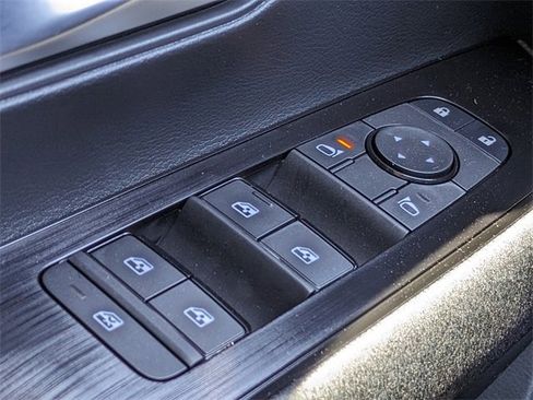 New 2026 Nissan Kicks SV image 23