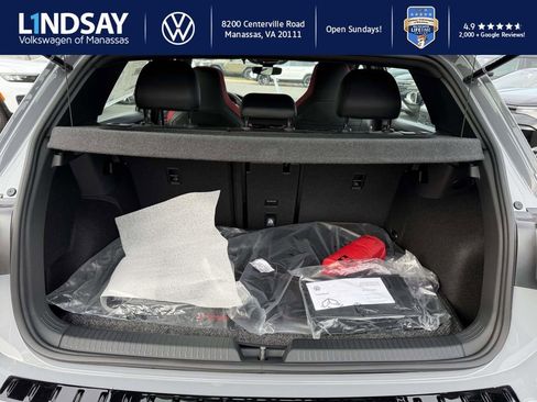 New 2026 Volkswagen GTI SE image 10