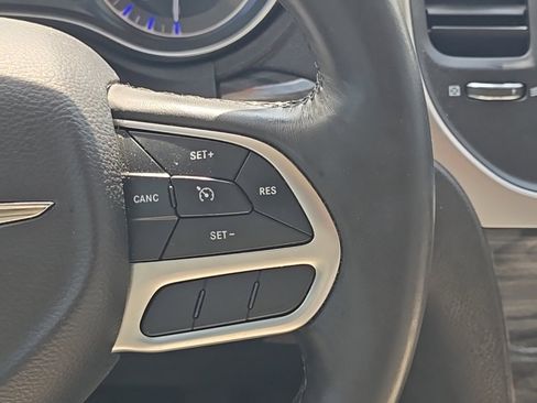 Used 2018 Chrysler 300 Touring w/ Sport Appearance Package image 25