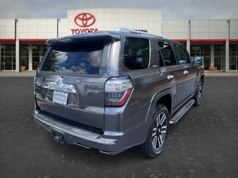 Certified 2018 Toyota 4Runner Limited AWD/4WD image 5