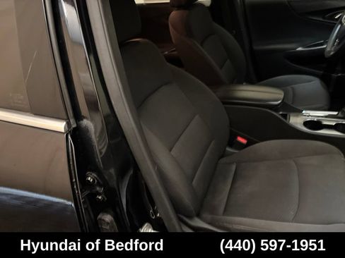 Used 2024 Chevrolet Malibu LT FWD image 21