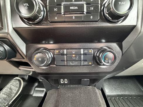 Used 2020 Ford F150 XLT w/ Trailer Tow Package AWD/4WD image 22