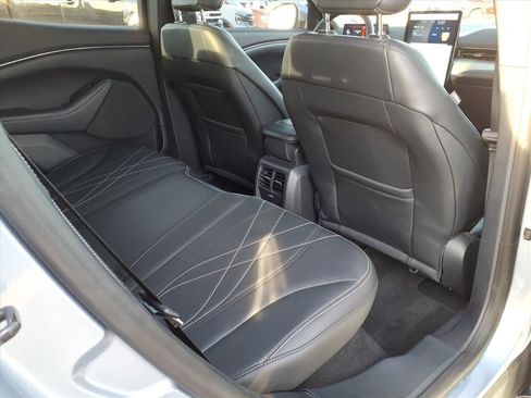 Certified 2022 Ford Mustang Mach-E Select image 13
