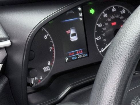 Certified 2025 Toyota Corolla LE image 22