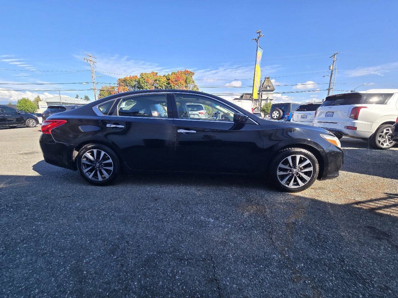 Used 2017 Nissan Altima 2.5 S FWD image 4