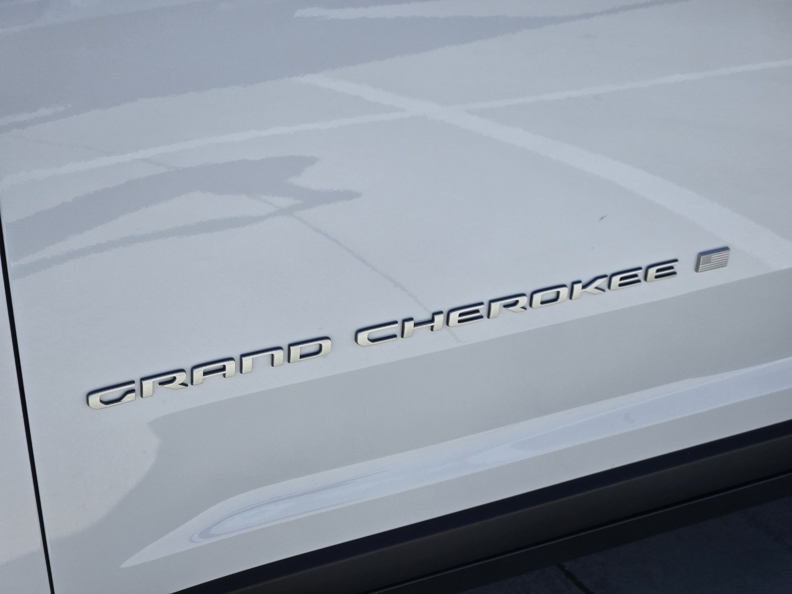 New 2027 Jeep Grand Cherokee Laredo X RWD image 12