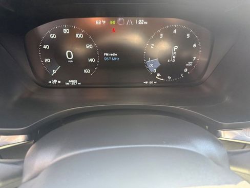 Used 2020 Volvo S60 T6 R-Design image 13