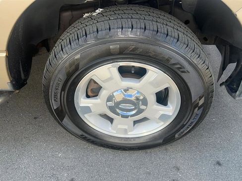 Used 2012 Ford F150 XLT w/ XLT Convenience Pkg image 32