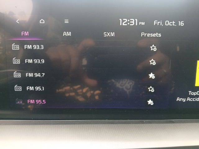 Certified 2024 Kia Telluride S w/ S Sunroof Package FWD image 23