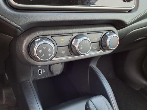 Certified 2025 Nissan Versa S w/ Trunk Package image 23