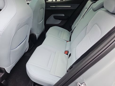 New 2026 Volvo EX30 Ultra image 18