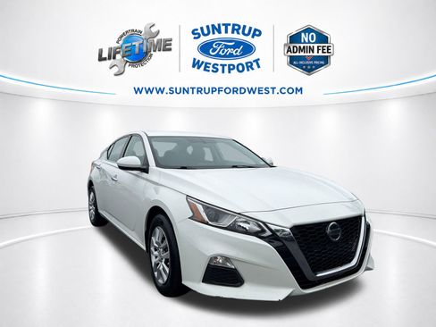 Used 2020 Nissan Altima 2.5 S AWD/4WD image 2