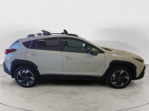 Used 2025 Subaru Crosstrek 2.5i Limited AWD/4WD image 4