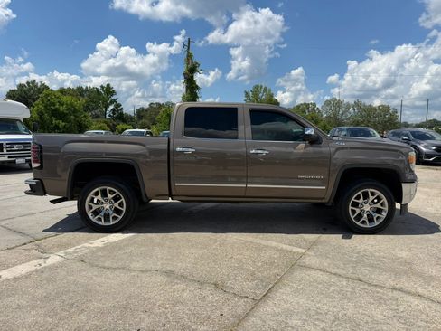 Used 2015 GMC Sierra 1500 SLT w/ SLT Crew Cab Value Package AWD/4WD image 7