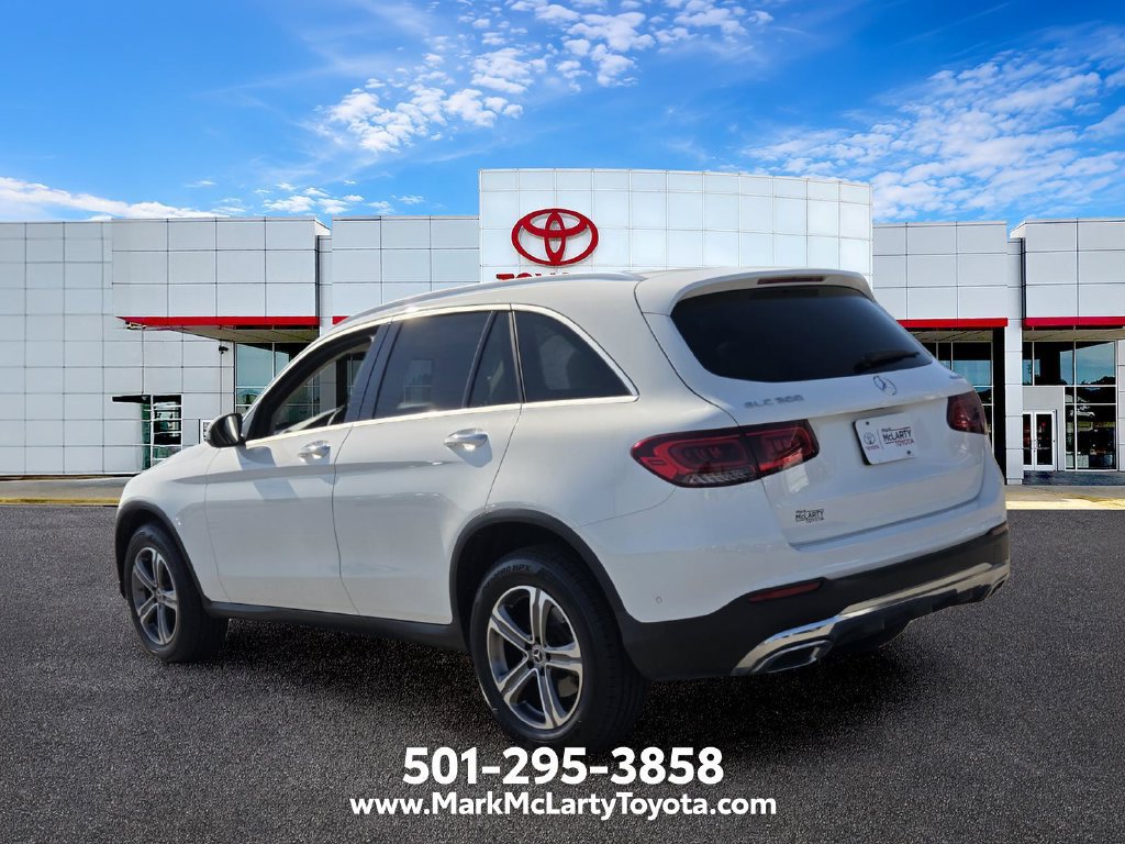 Used 2021 Mercedes-Benz GLC 300 4MATIC image 3