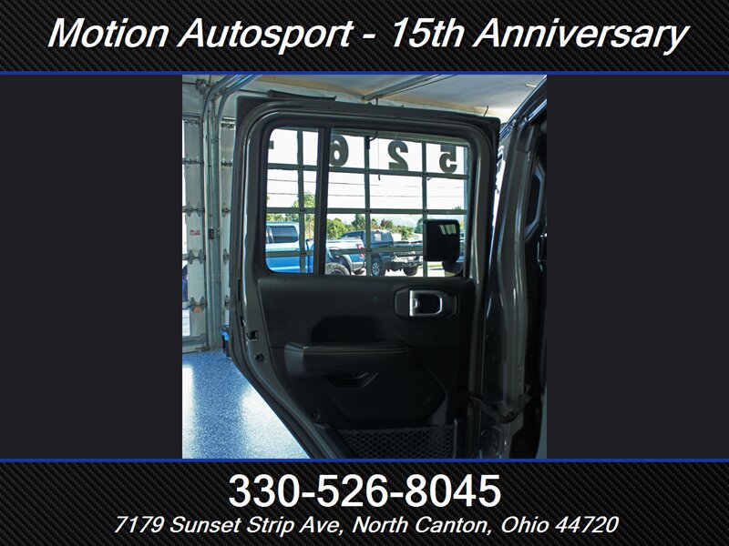 Used 2019 Jeep Wrangler Unlimited Sahara w/ Advanced Safety Group AWD/4WD image 30