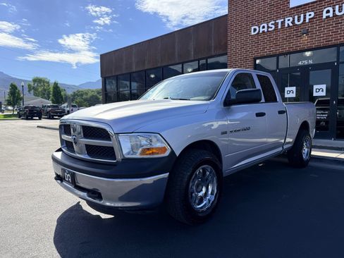 Used 2011 RAM 1500 ST w/ ST Popular Equipment Group AWD/4WD image 3