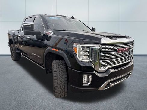 Used 2022 GMC Sierra 3500 Denali w/ Denali Black Diamond Edition AWD/4WD image 5
