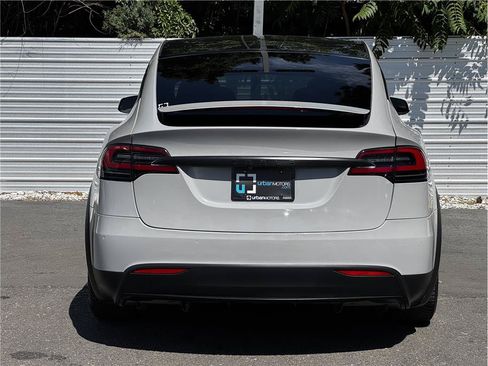 Used 2017 Tesla Model X 100D AWD/4WD image 11