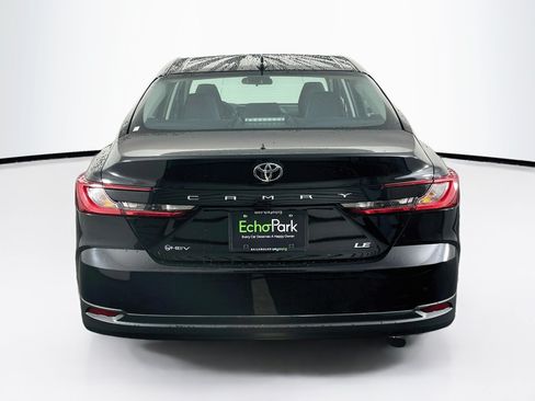 Used 2025 Toyota Camry LE FWD image 7