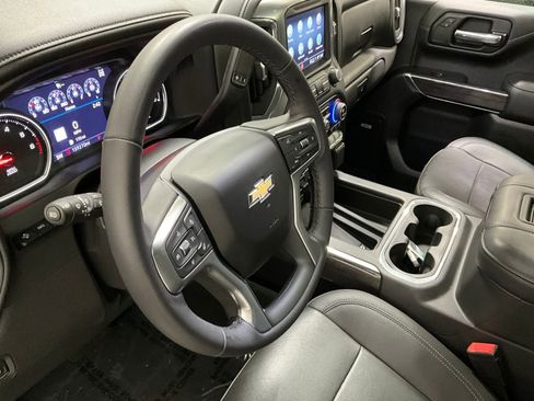 Used 2022 Chevrolet Silverado 1500 LTZ w/ LTZ Premium Package image 12