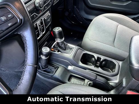 Used 2022 Jeep Wrangler Unlimited Sport AWD/4WD image 17