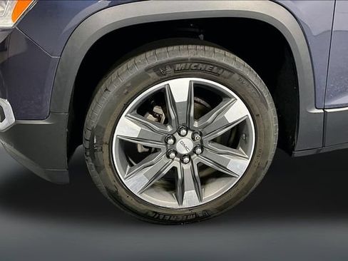 Used 2018 GMC Acadia SLT FWD image 32