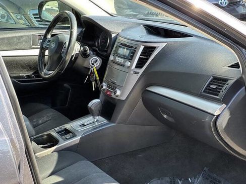 Used 2013 Subaru Outback 2.5i Premium w/ All-Weather Pkg image 20