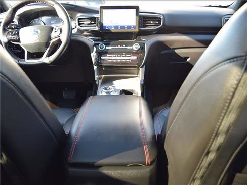 Used 2023 Ford Explorer ST-Line w/ Class IV Trailer Tow Package image 28