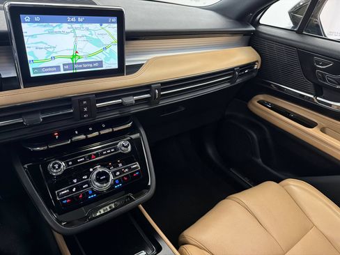 Certified 2022 Lincoln Corsair Grand Touring w/ Elements Technology Bundle AWD/4WD image 25