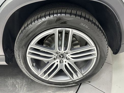Certified 2024 Mercedes-Benz GLS 450 4MATIC image 24