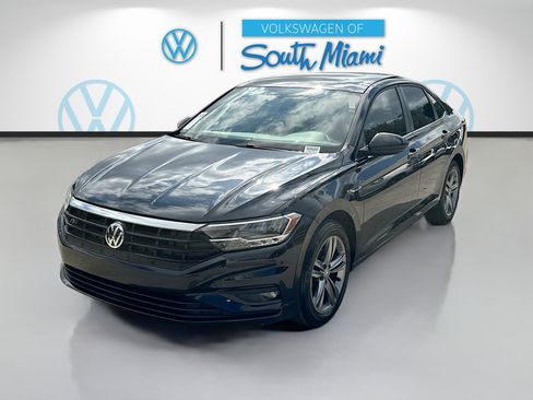 Used 2019 Volkswagen Jetta R-Line image 3