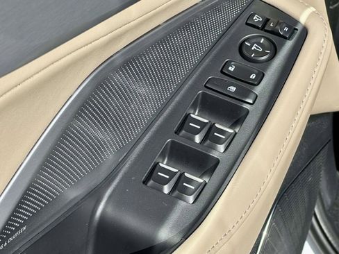 Certified 2025 Acura MDX w/ Technology Package image 18