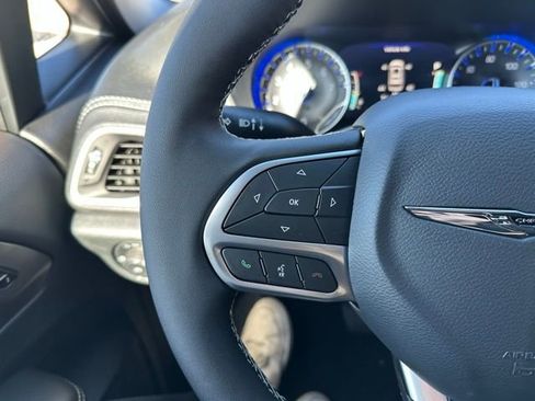 New 2026 Chrysler Pacifica Select image 26