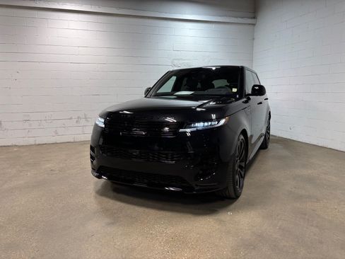 New 2026 Land Rover Range Rover Sport Dynamic SE AWD/4WD image 2