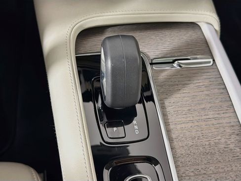 Certified 2023 Volvo S90 B6 Plus AWD/4WD image 18