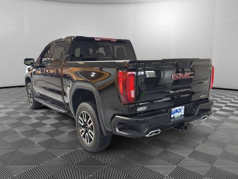Used 2025 GMC Sierra 1500 AT4 w/ AT4 Premium Package AWD/4WD image 3