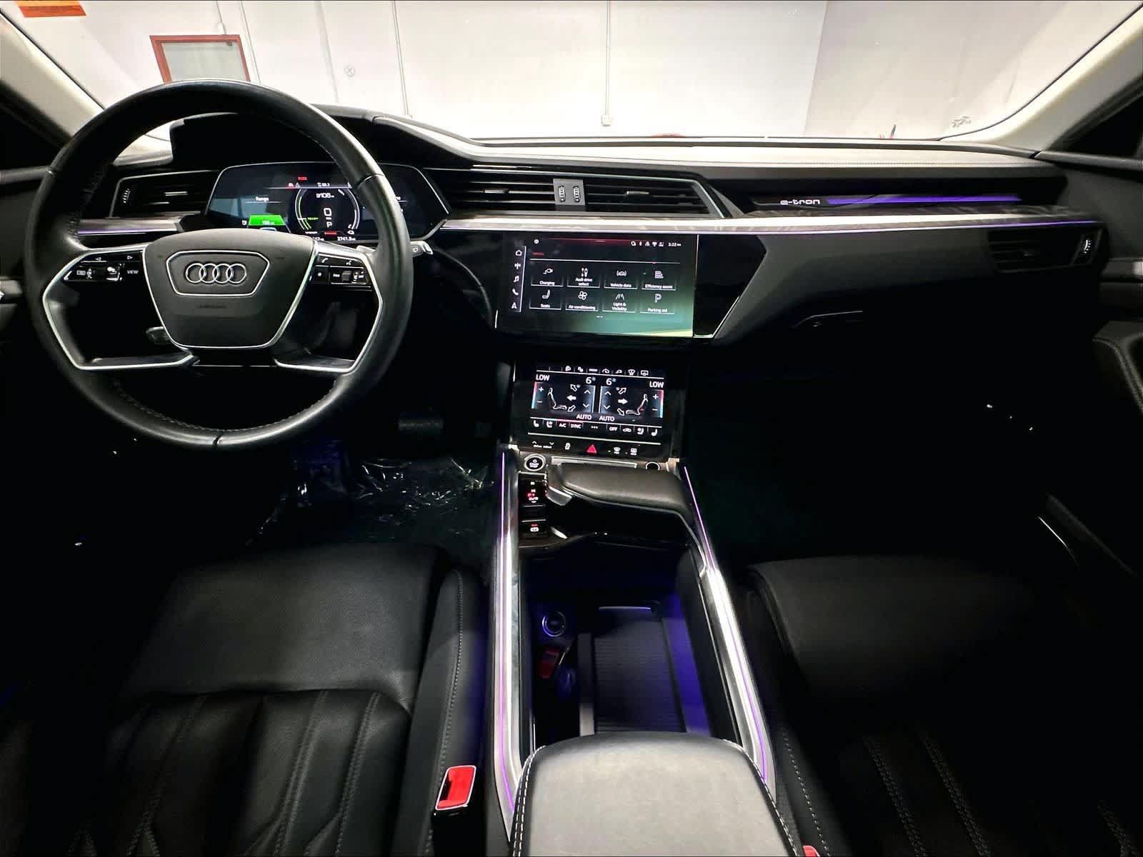 Used 2024 Audi Q8 e-tron Premium Plus w/ Prestige Package AWD/4WD image 16