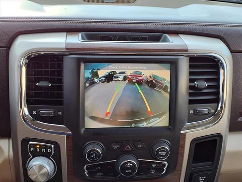 Used 2014 RAM 1500 Laramie w/ Convenience Group image 4