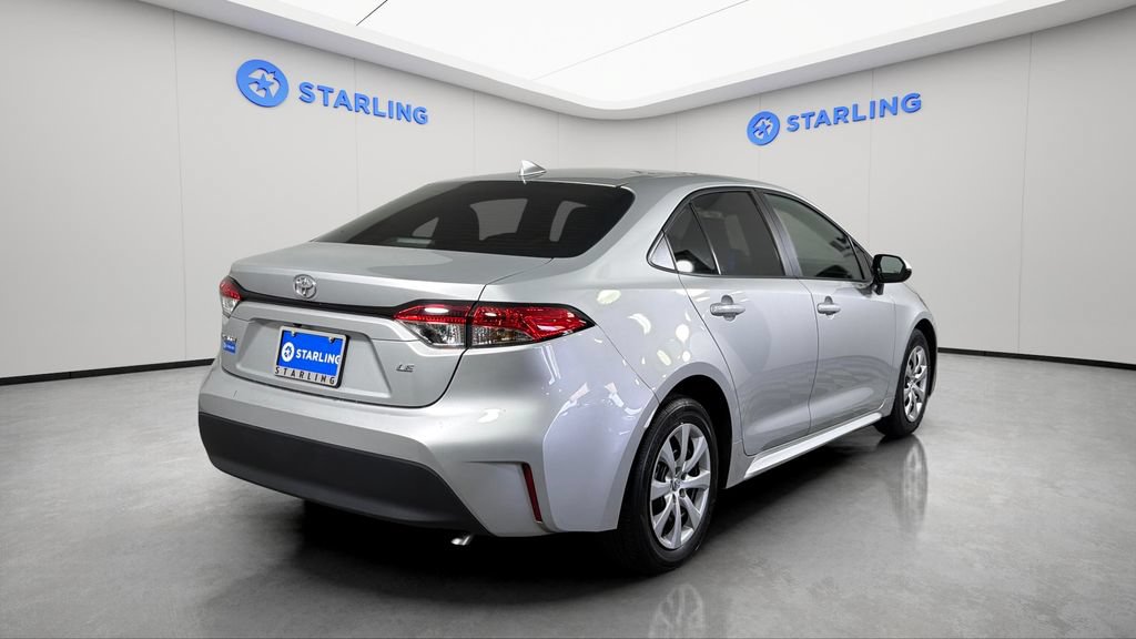 Used 2024 Toyota Corolla LE FWD image 8