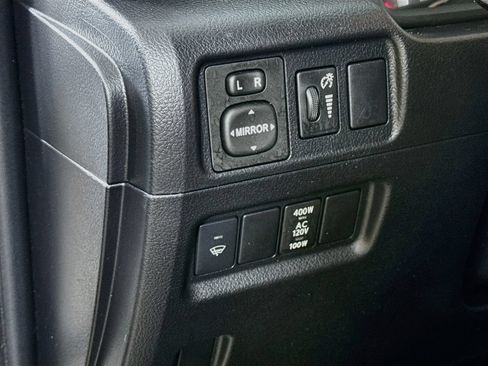 Used 2018 Toyota 4Runner SR5 Premium RWD image 10