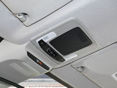 New 2026 Honda HR-V LX image 31