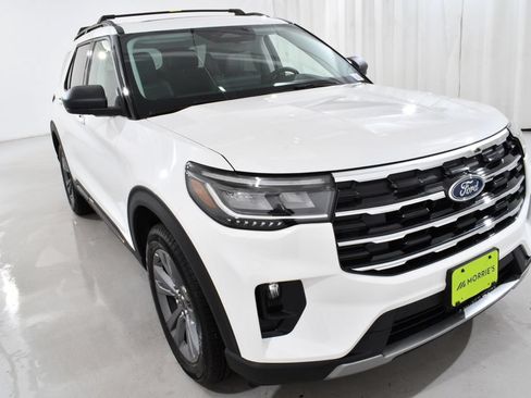 New 2026 Ford Explorer Active w/ Active Comfort Package AWD/4WD image 4