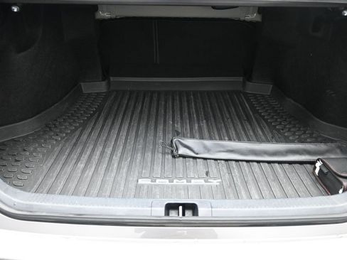 Used 2023 Toyota Camry XLE image 22